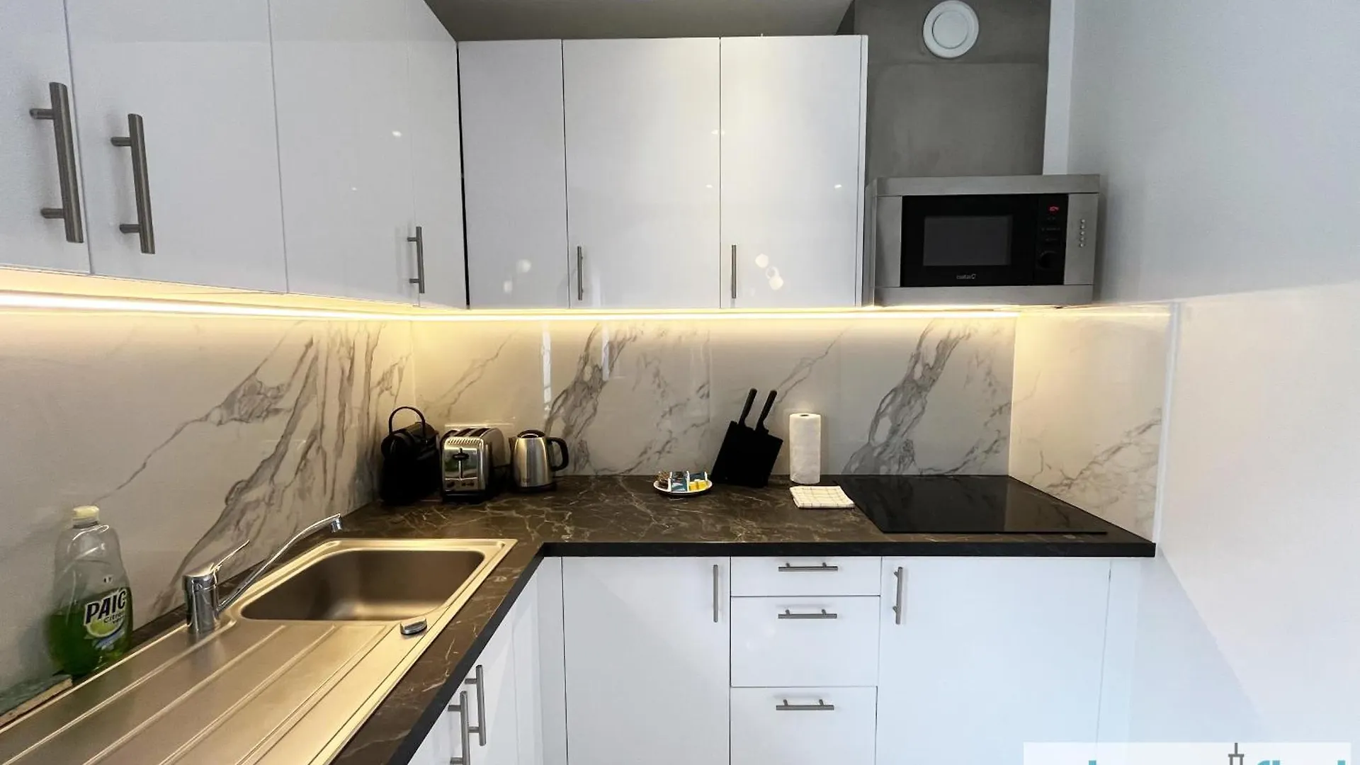 Urban Flat 176 - Charming 3 Bedroom In Montorgueil דירה פריז